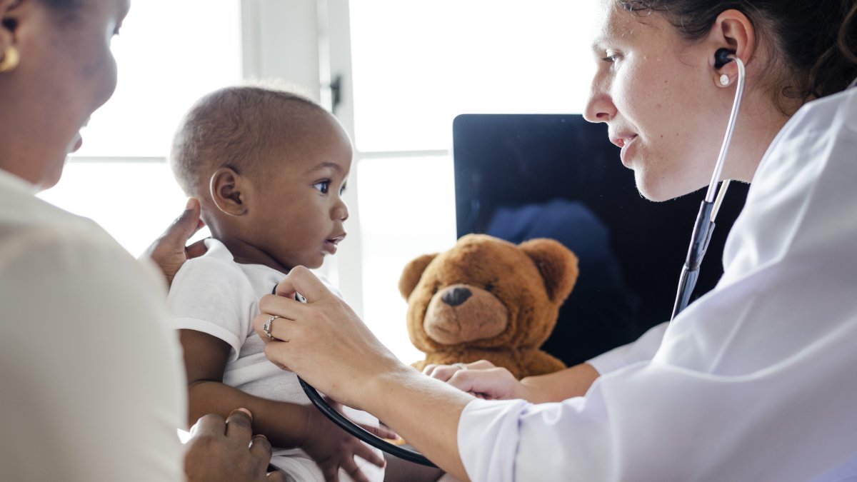 Infecções Comuns em Crianças e Bebês: Como Identificar, Cuidar e Prevenir com Segurança